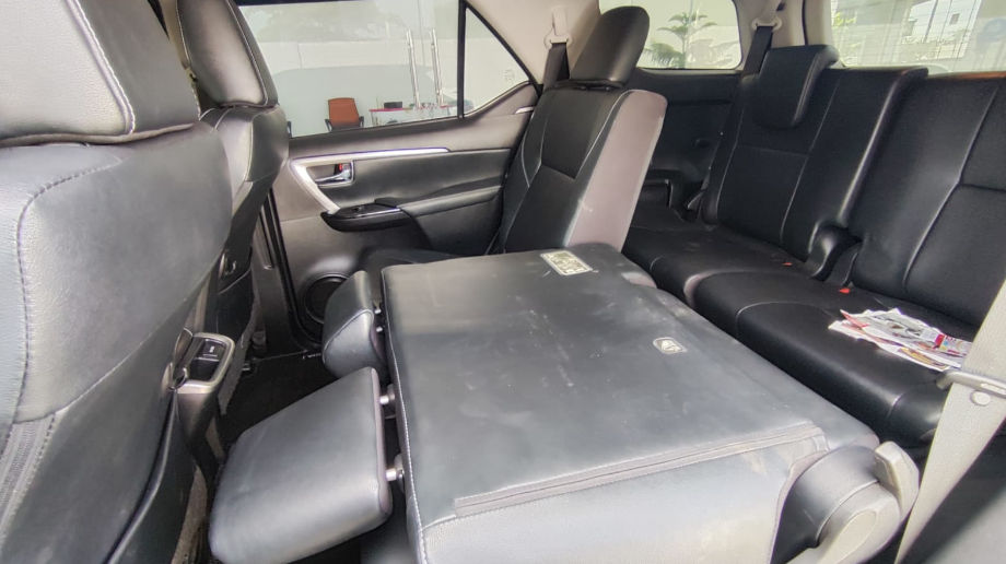 TOYOTA FORTUNER FORTUNER 2.4 AT GR SPORT (NEW) AT 2021